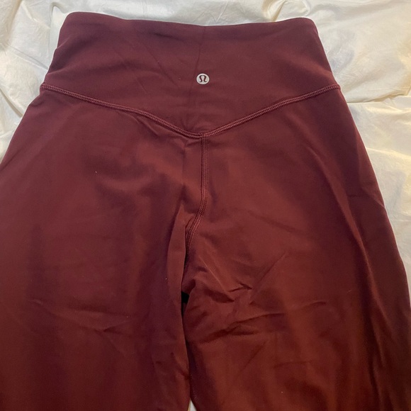 Lululemon Align Cropped Joggers - Picture 6 of 10